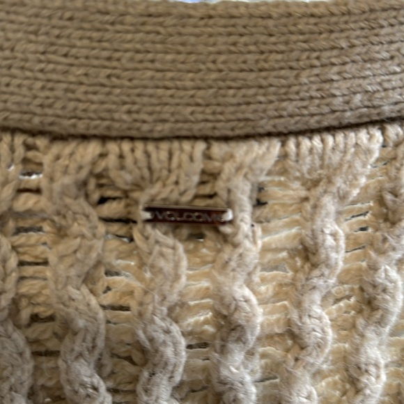 Volcom cardigan size medium - Picture 4 of 4